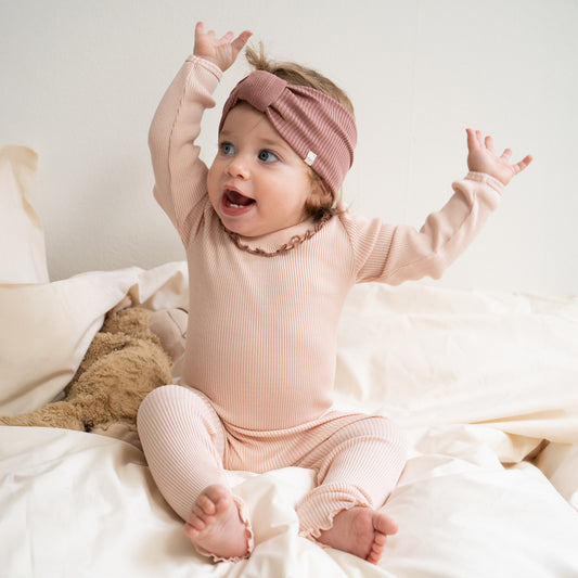 Minimalisma - Alba Stirnband / Haarband aus 100 % Merinowolle in Rose