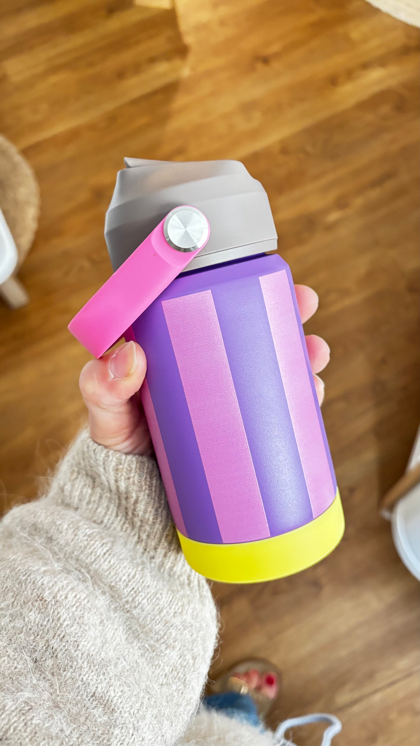 Ava & Yves Trinkflasche Stripes pink/ lila 350 ml