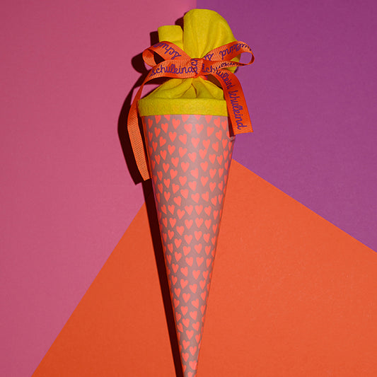 Ava &Yves - Schultüte mit Herzen rosa / neonrosa