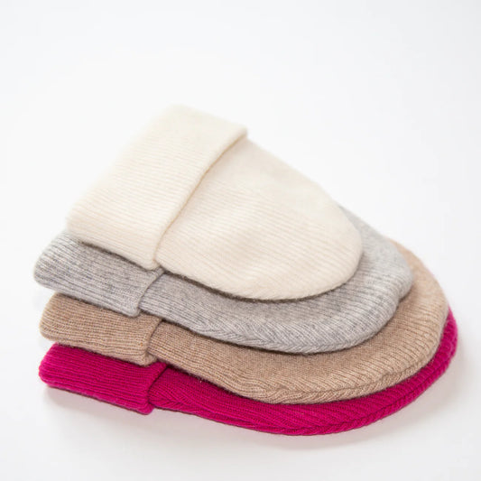 Papalobster- Kaschmir Beanie Model Karli in Beige