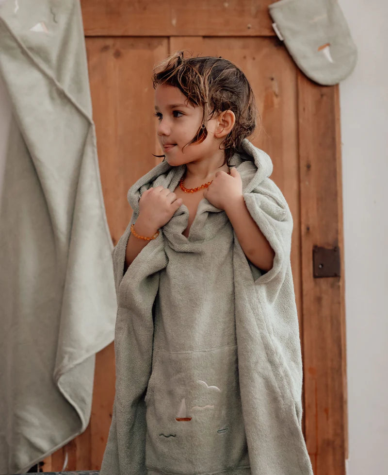 Dear April - Badeponcho Neu aus Biobaumwolle 2-6 Jahre Sailorboats