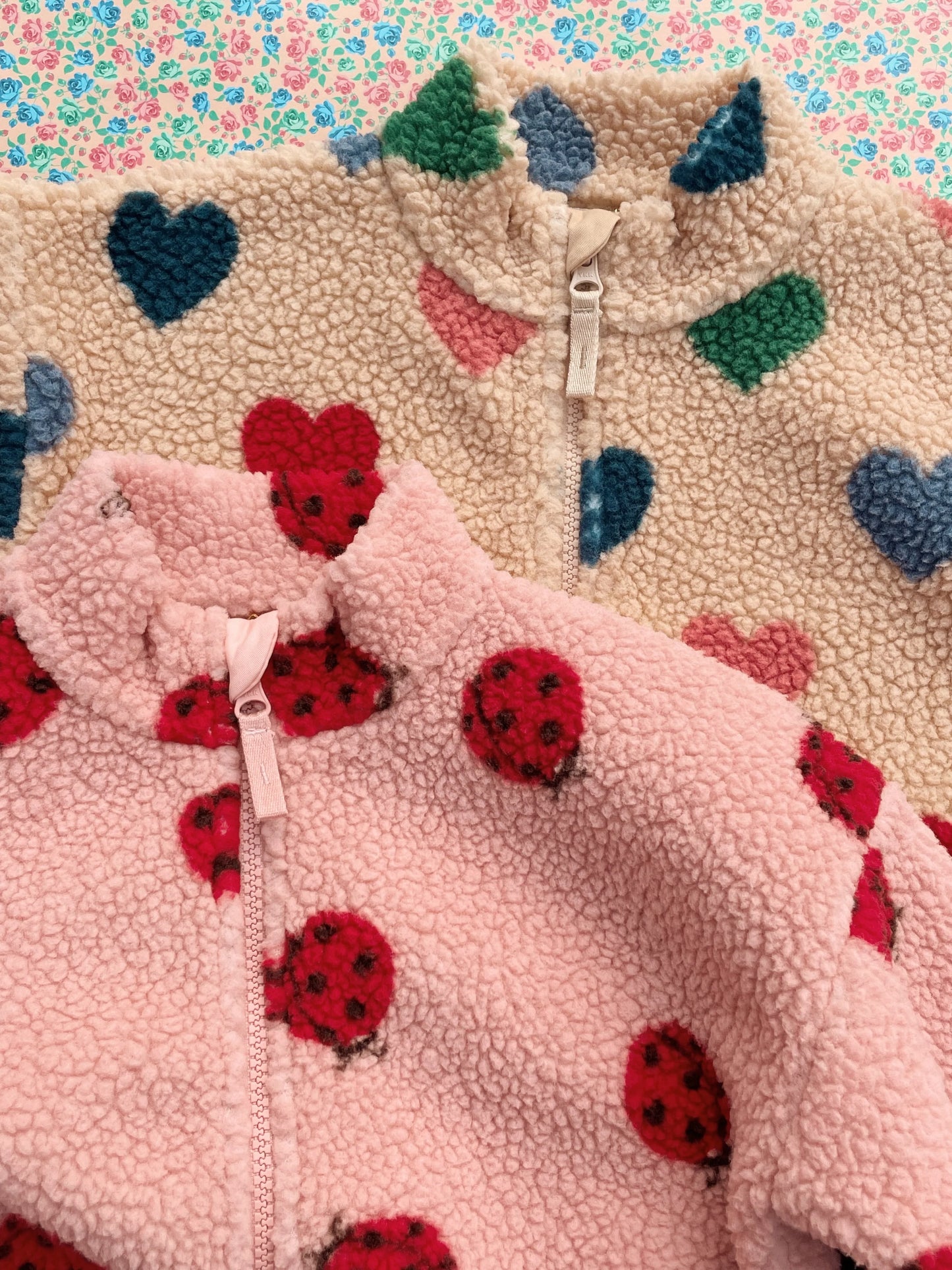 Konges Sløjd - Jody Teddyjacke rosa mit Marinenkäfer NEW IN