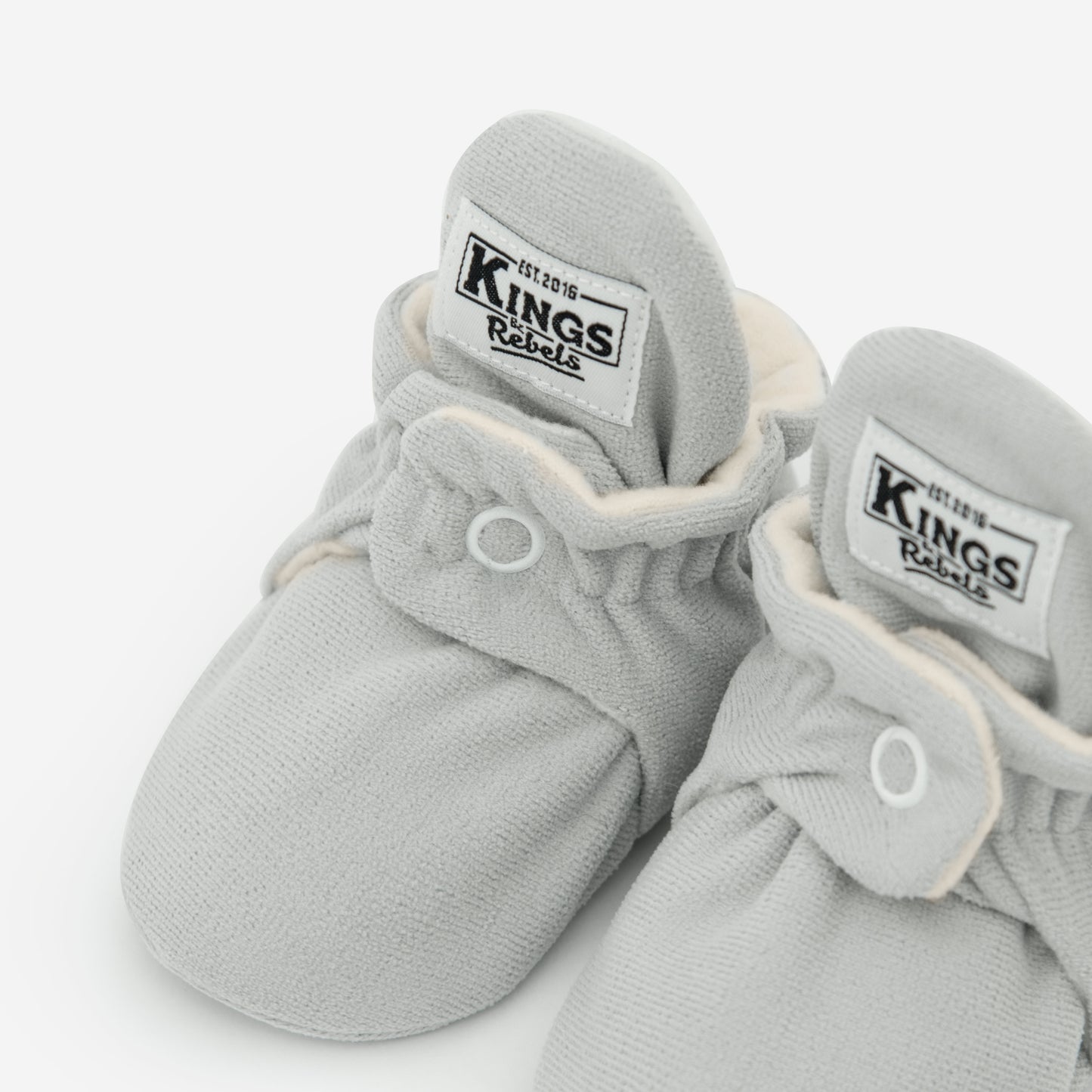 Kings & Rebels - Gamuza Classic Babyboots in Grey