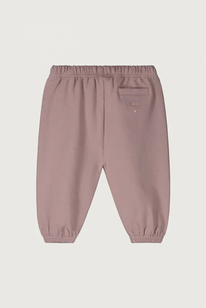 Gray Label - Baby Sweatpants in Berry aus GOTS zertifizierter Baumwolle