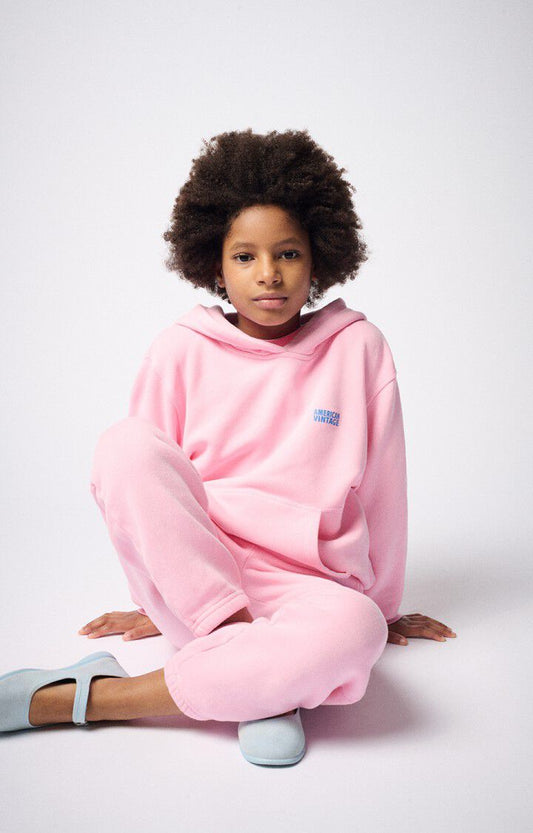 American Vintage - Kinder Hoodie in Zuckerweatte Pink Modell Izubird