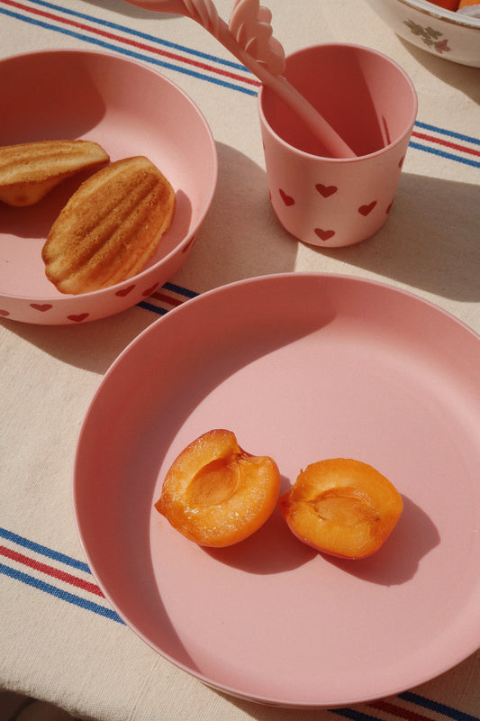 Konges Sløjd- Geschirrset in Rosa mit Kirschen