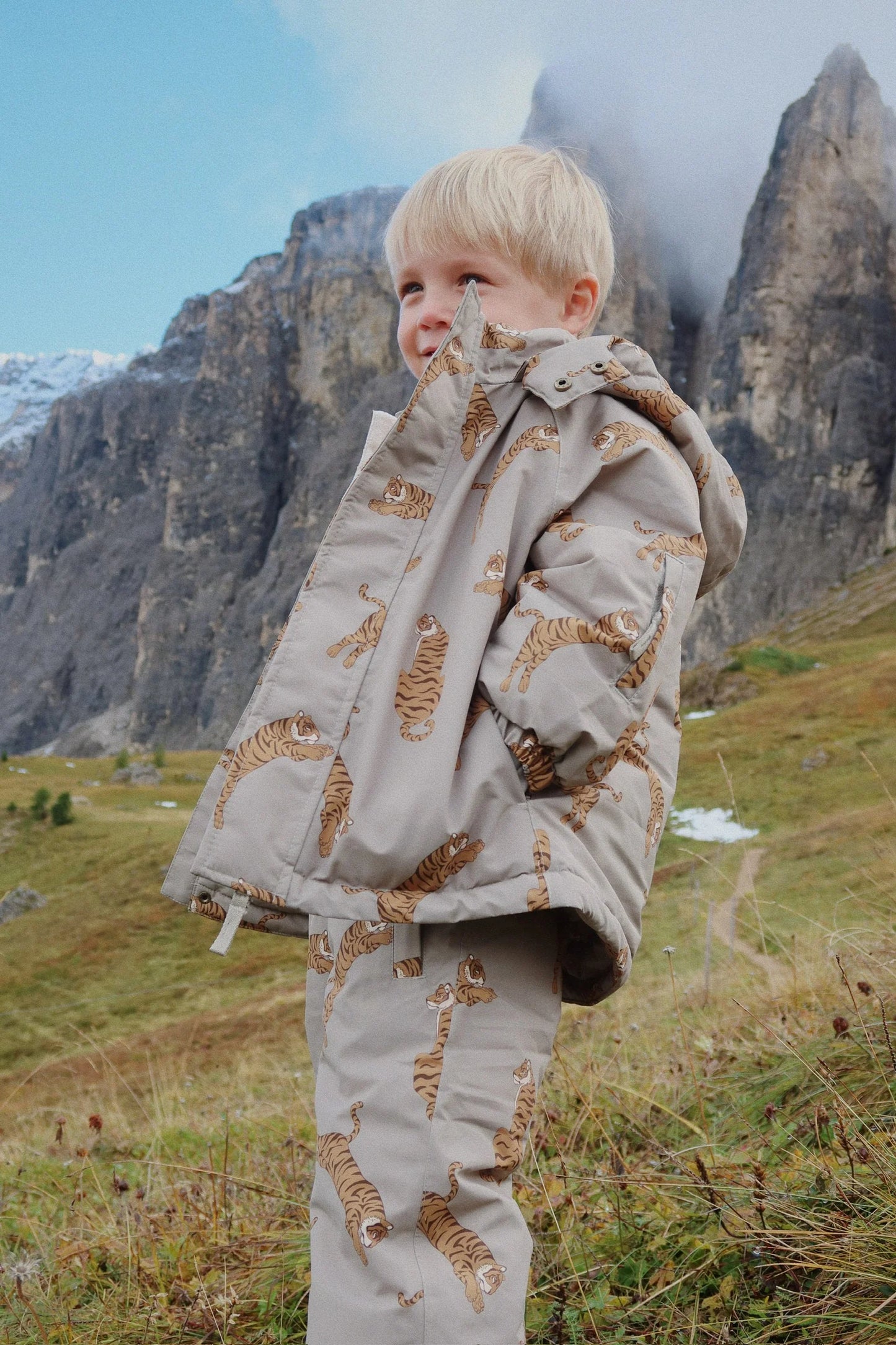 Konges Sløjd - Mismou Winterjacke in Beige mir Tigern