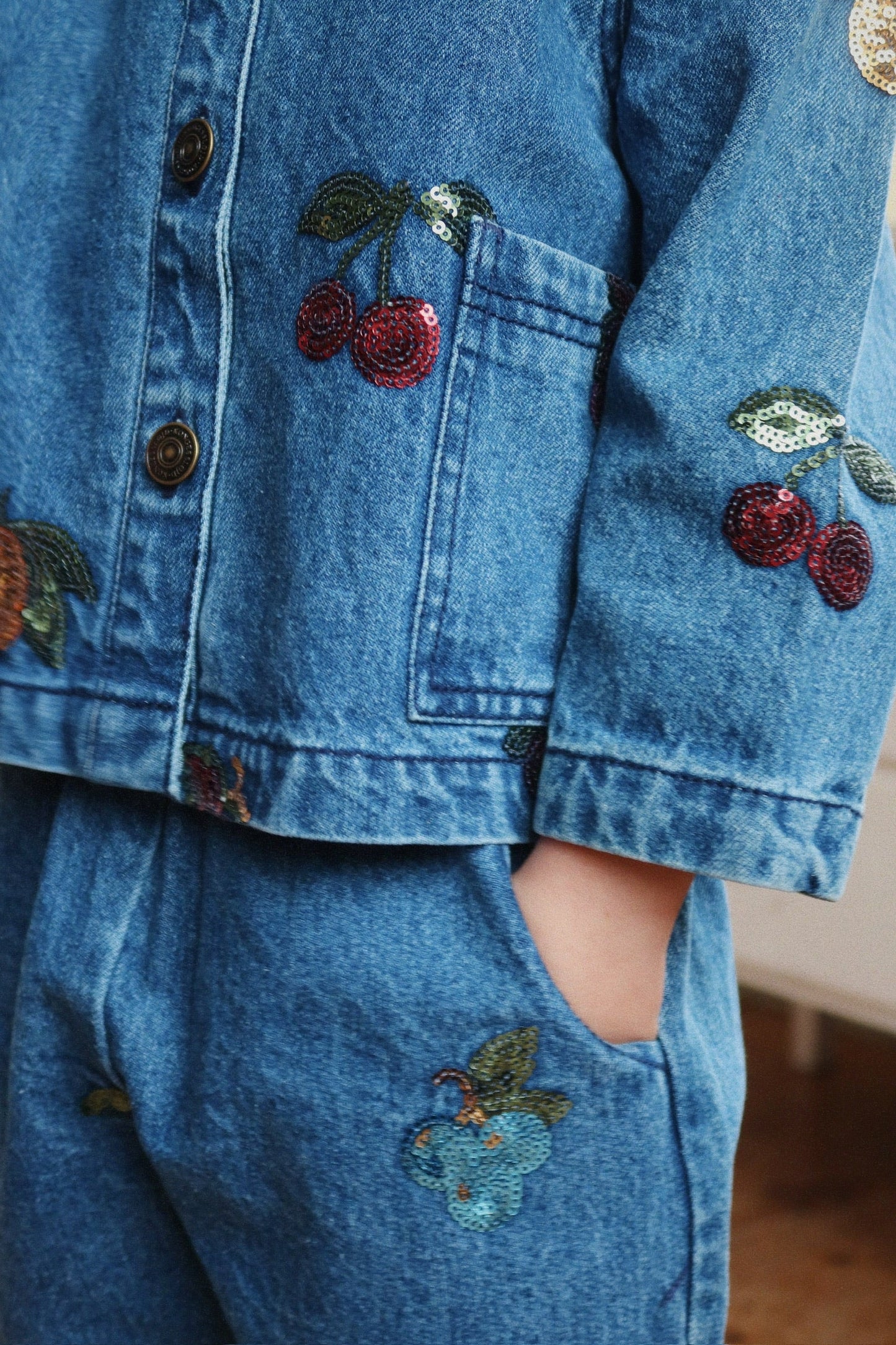Konges Sløjd - Jeansbluse / Jacke Magot mit Stickerei