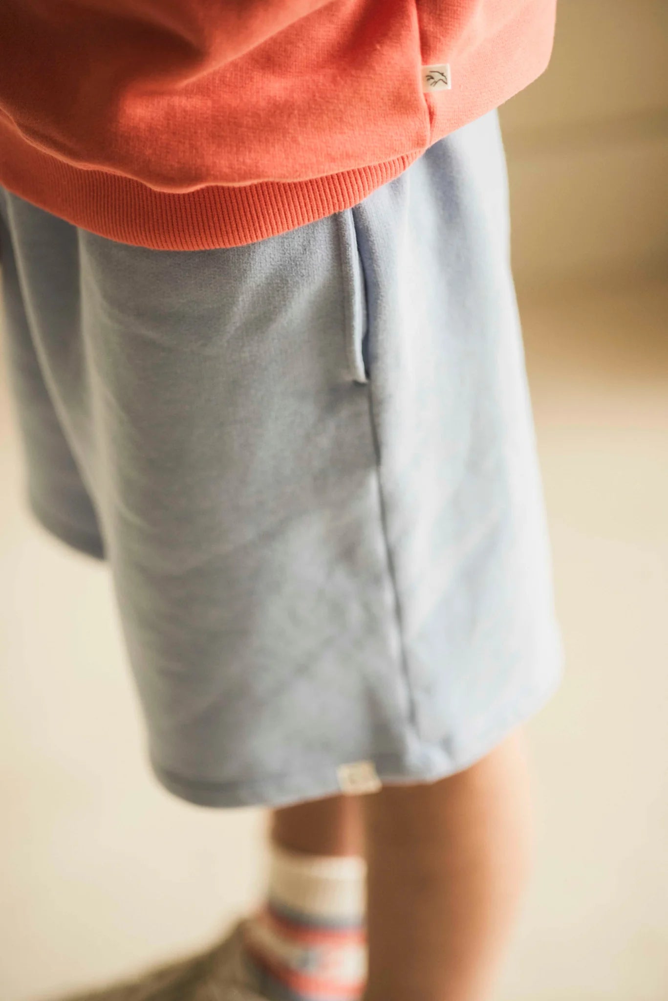 Jenest - Xavi Sweatshirt Shorts aus 100 % Biobaumwolle in Xavi Blue