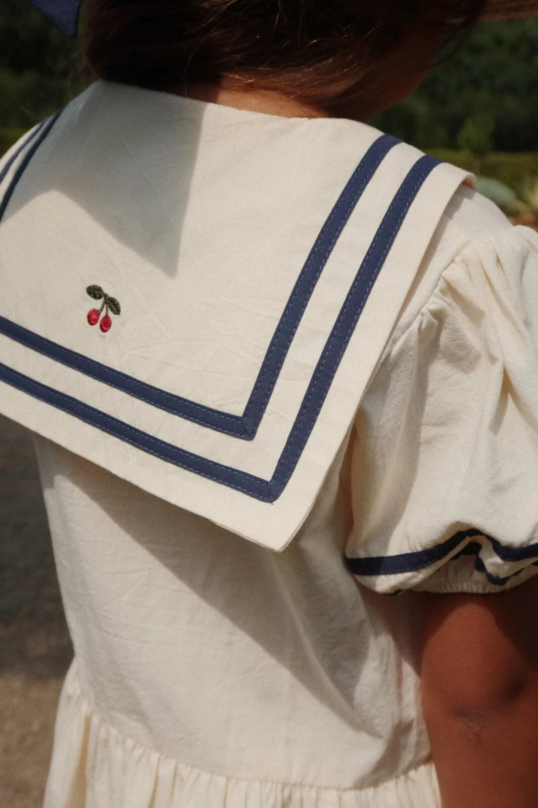 Konges Sløjd - Allie Sailor Kleid in weiss Matrosenkleid aus Biobaumwolle