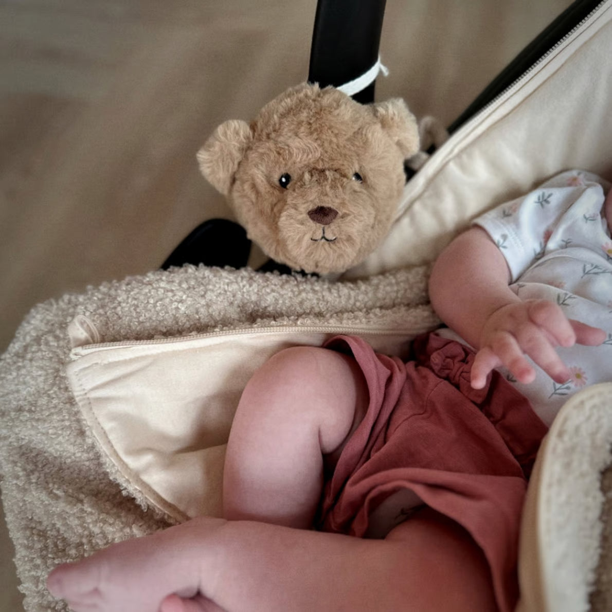 Flow Amsterdam - Teddy mit Herzschlag 'Lou on the go' in braun exclusiv online