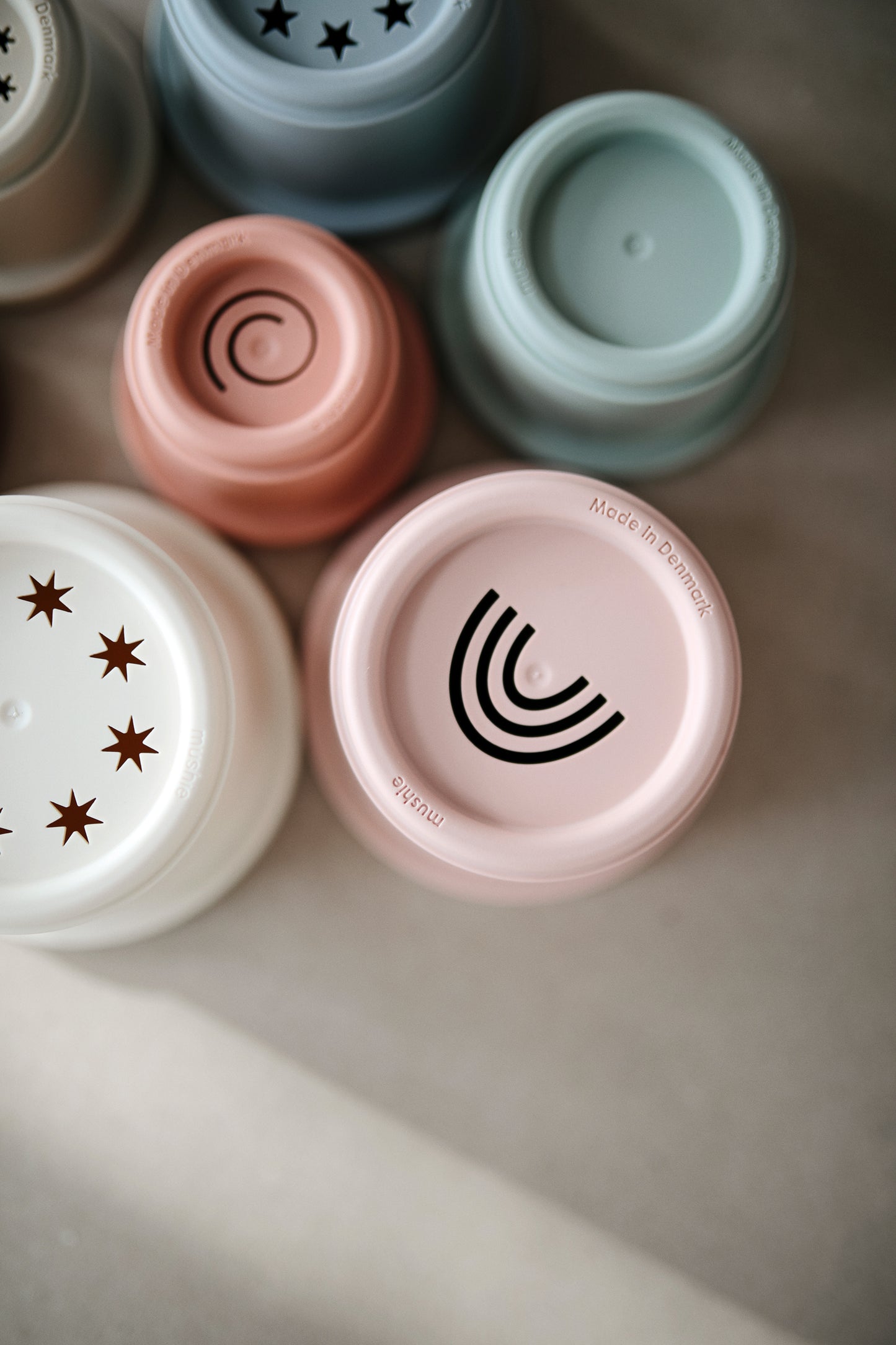 Mushie Stapelbecher - Stacking Cups Petal