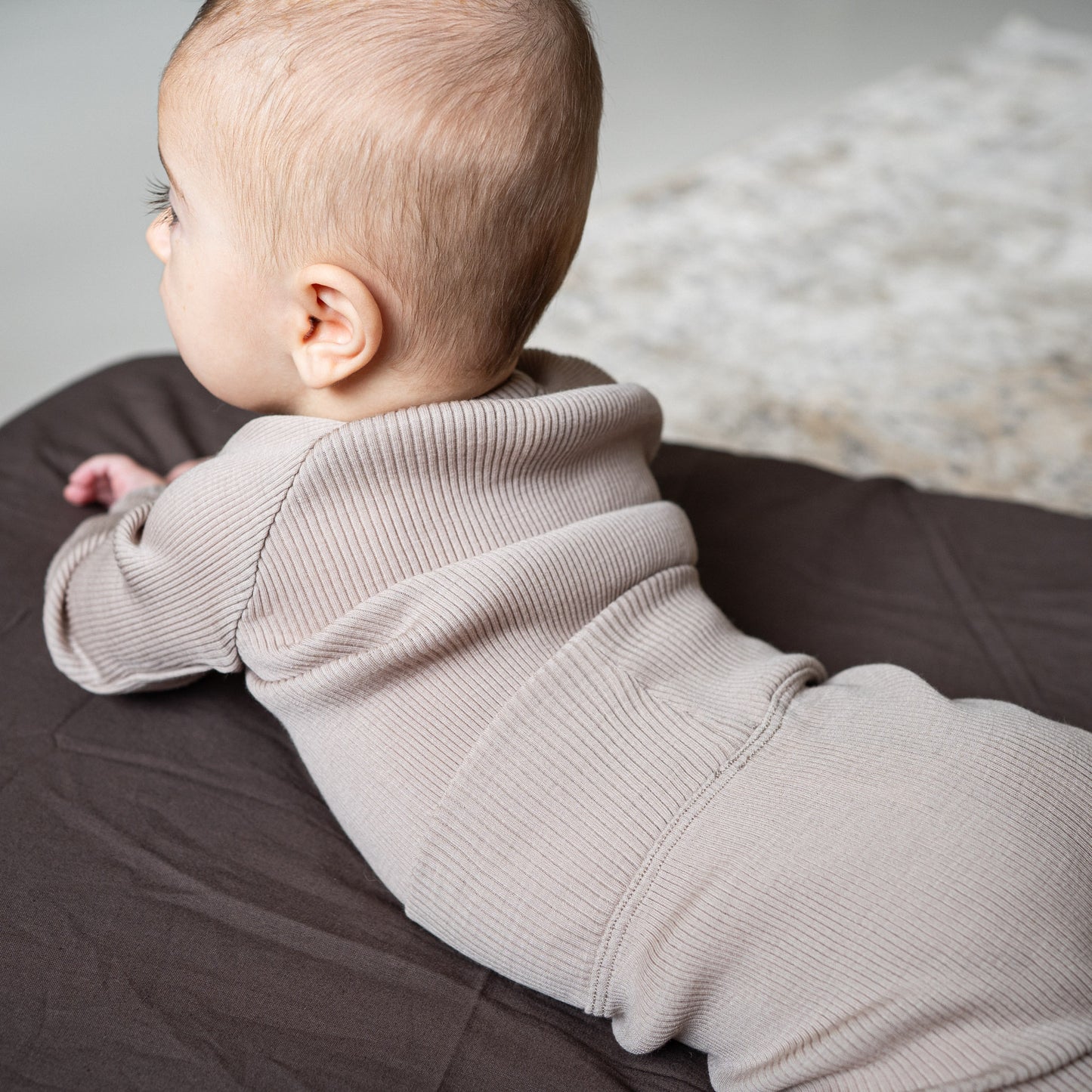 Minimalisma -  Ask Wickelbody aus 100 % Merinowolle in Beige Melange