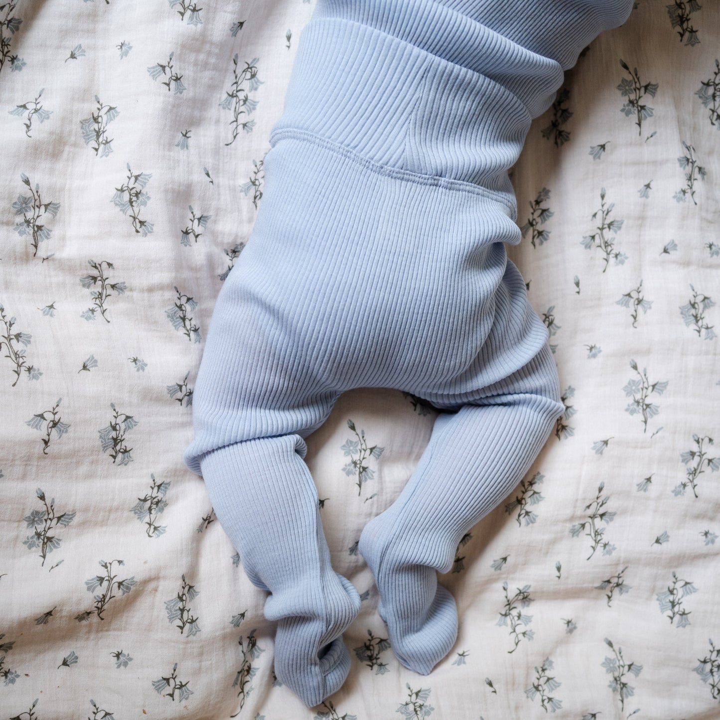 Minimalisma - Anwer Baby  Leggings aus 100 % Merinowolle in Frost Blue