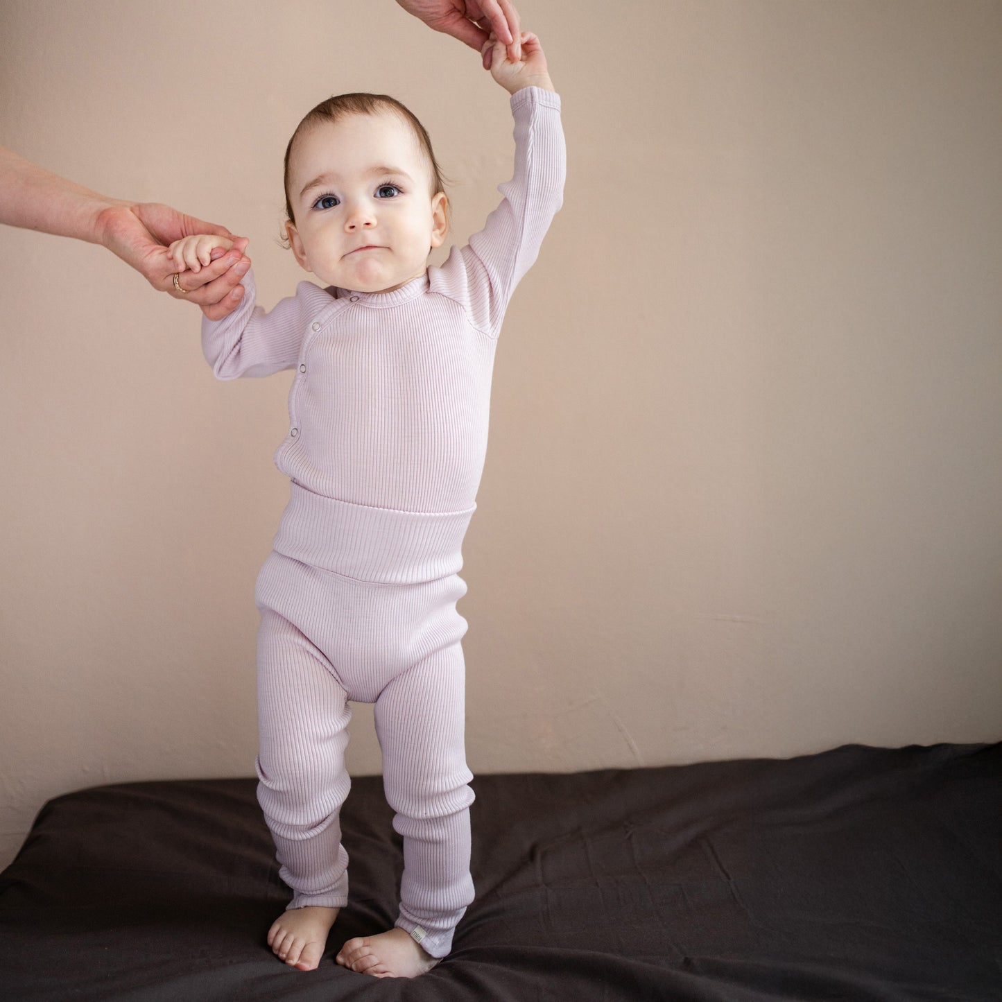 Minimalisma - Anwer Baby  Leggings aus 100 % Merinowolle in Rose