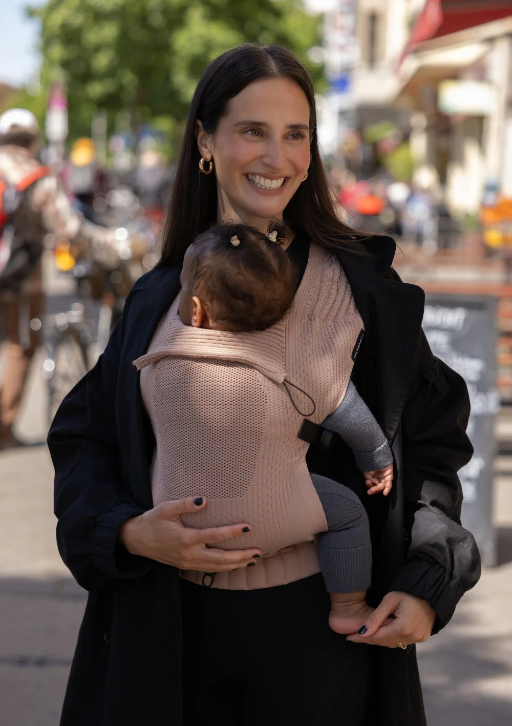 Flybaby - Babytrage in Creme Cinamoon