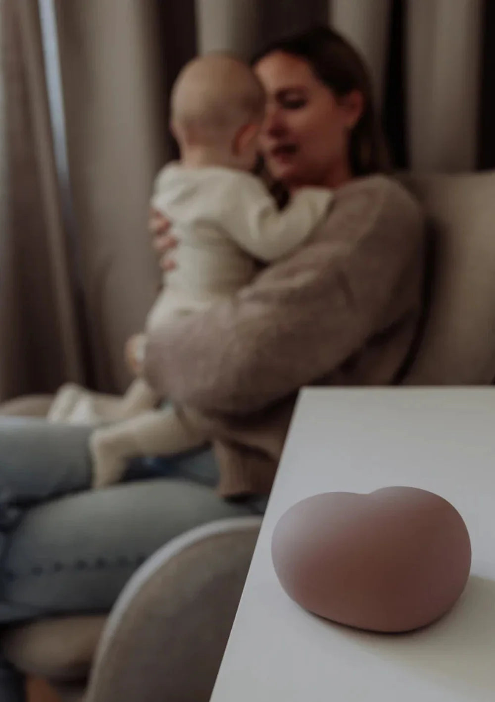 Flow Amsterdam - Ruby Nursing Nachtlicht Herz in Dusty Pink Exclusiv Online