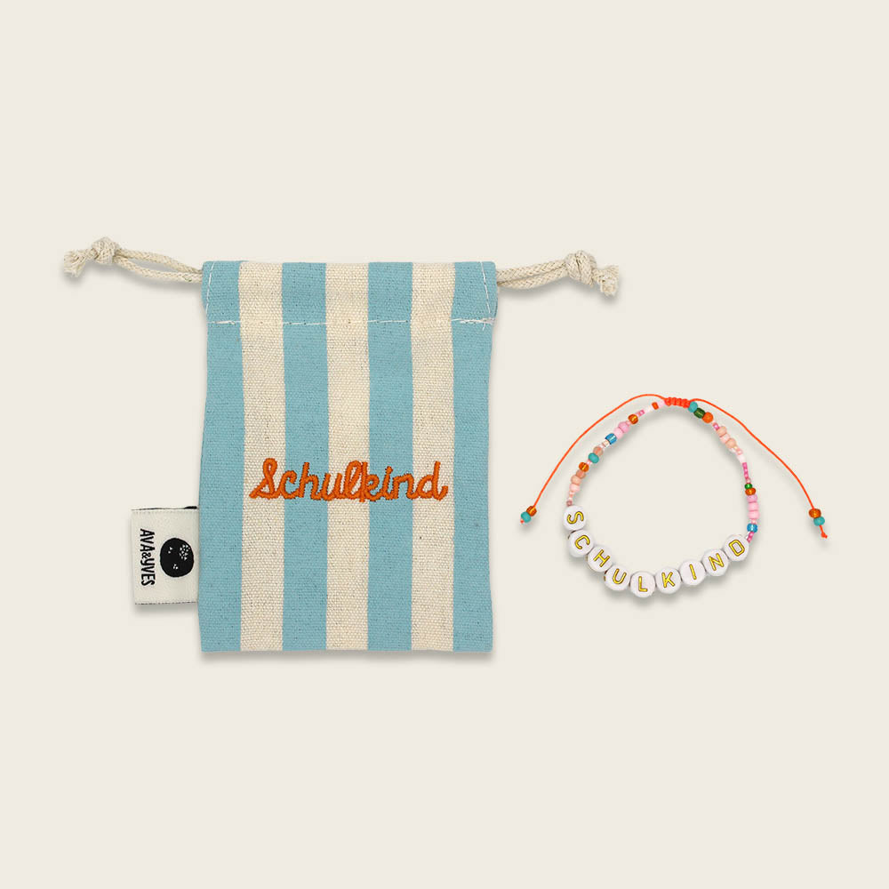 Ava & Yves - Schulkind Armband im Beutel in Hellblau / weiss