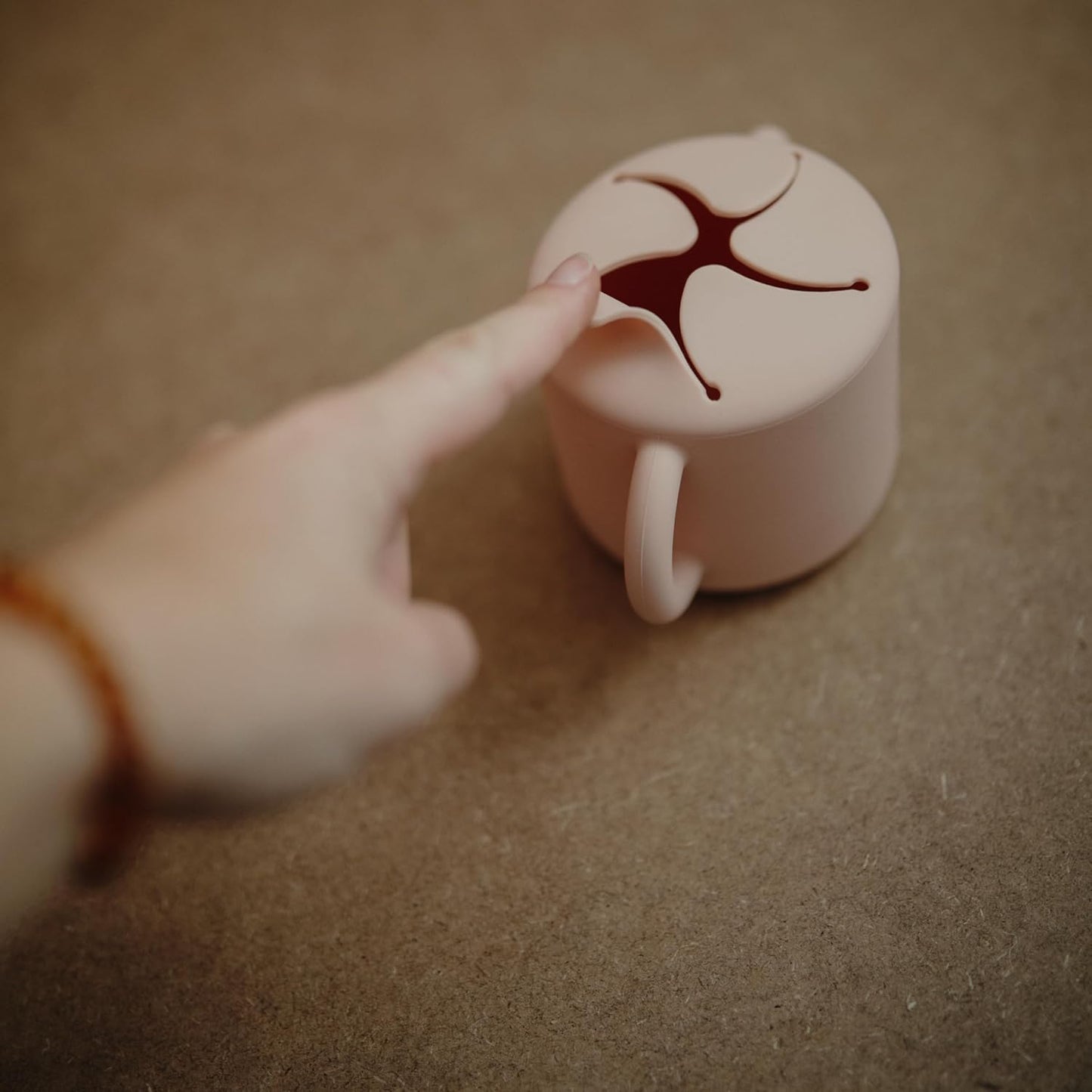 Mushie Silikon Snack Cup Natural Rosa