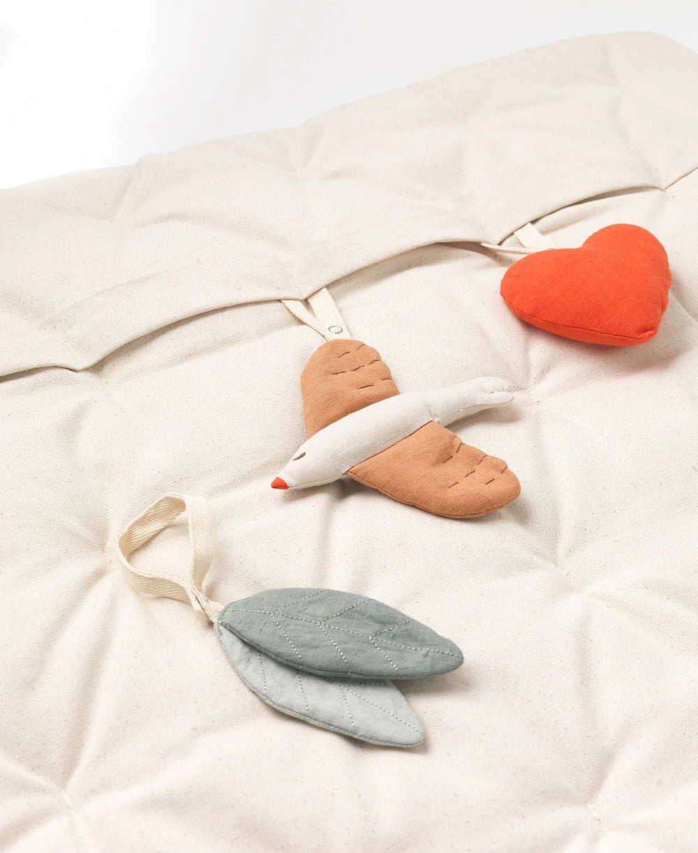 Dear April - bestickte Spielmatratze Songbirds Back in Stock