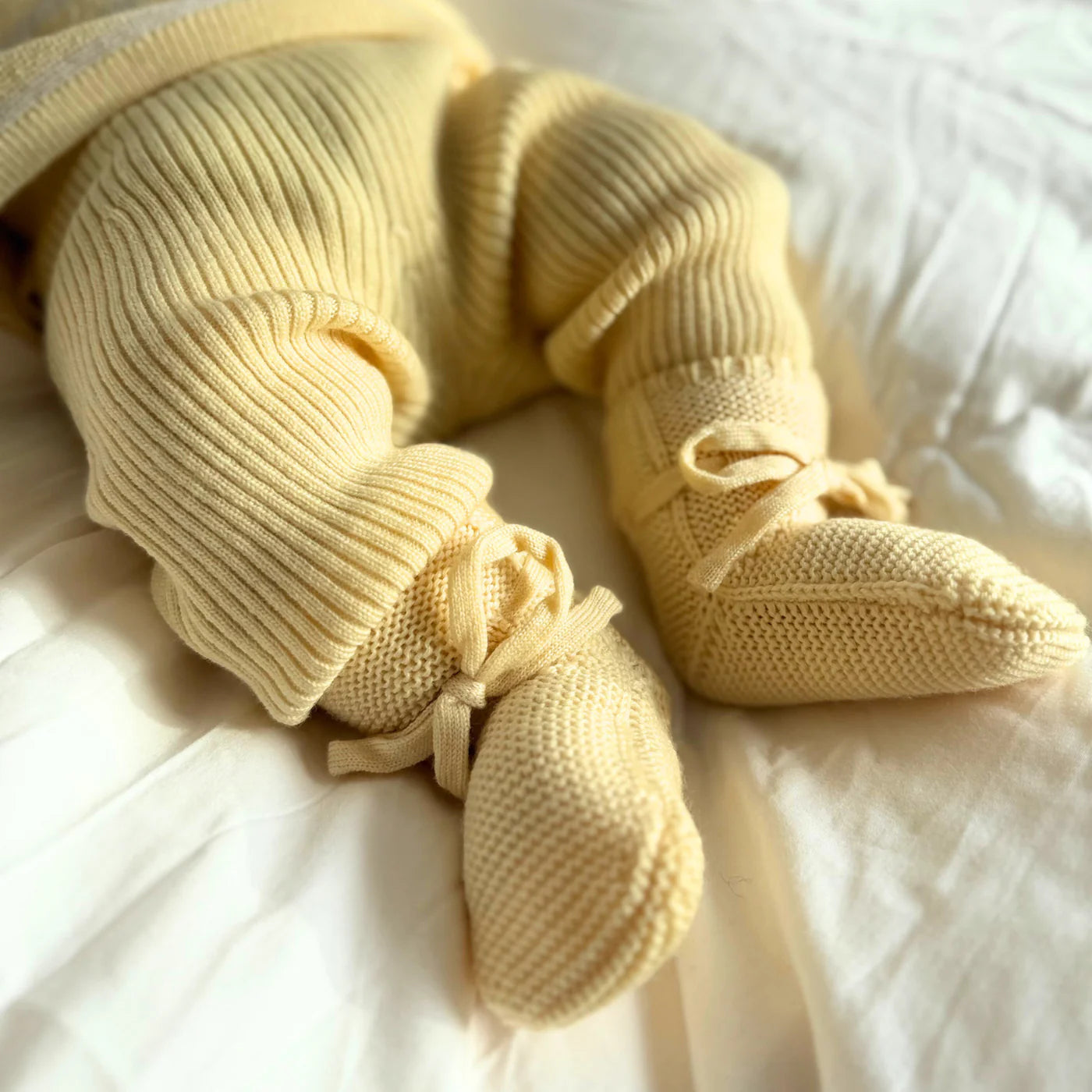 Lille Toni -  Strickbooties aus 100 % Merinowolle in Buttermilk
