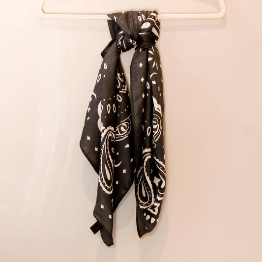 /Stadtkinder - grosses Bandana in anthragrau / weiss