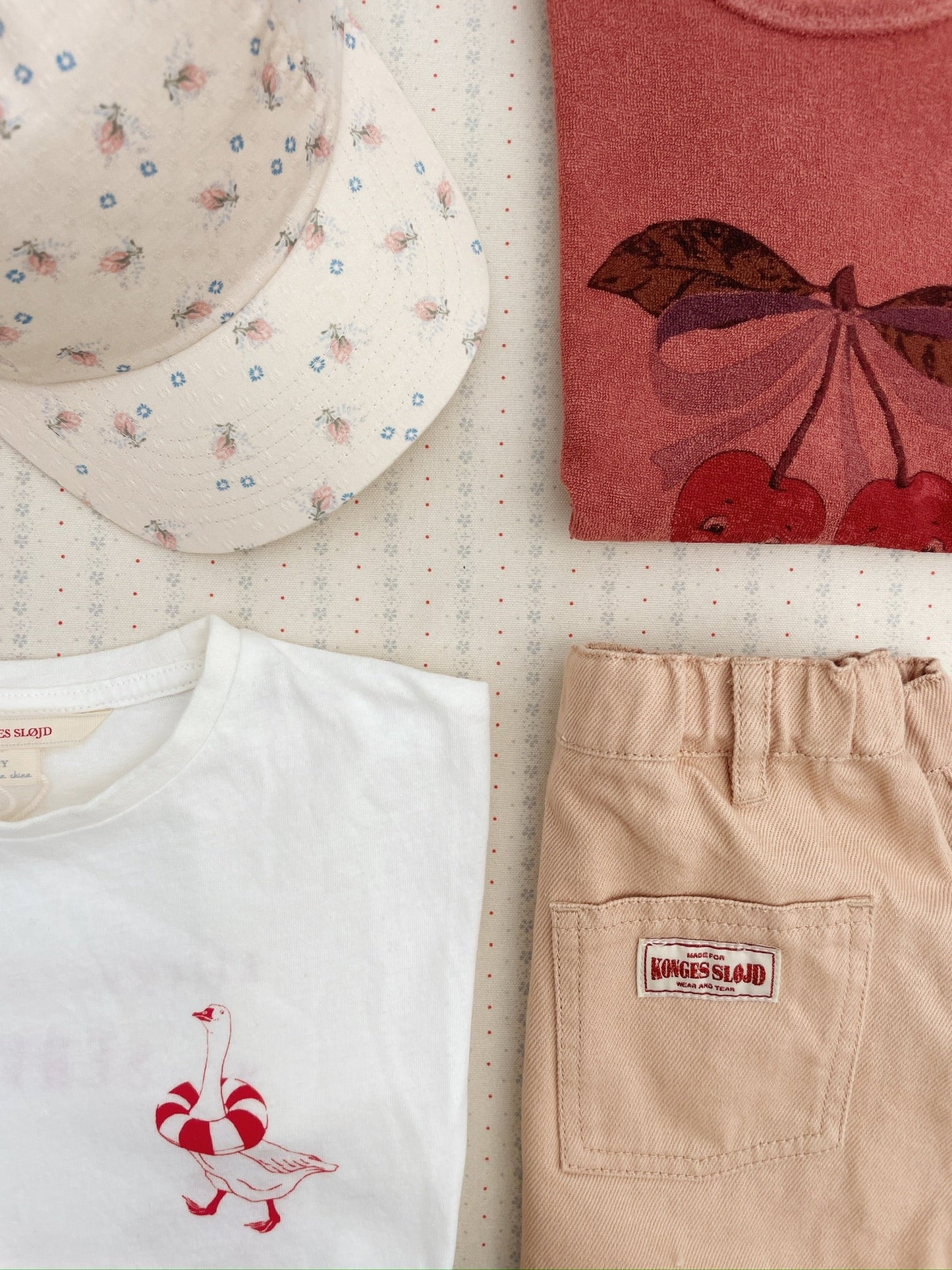Konges Slojd - ERA MINI&ME Kinder & Mum Shirt in weiss mit roten Print