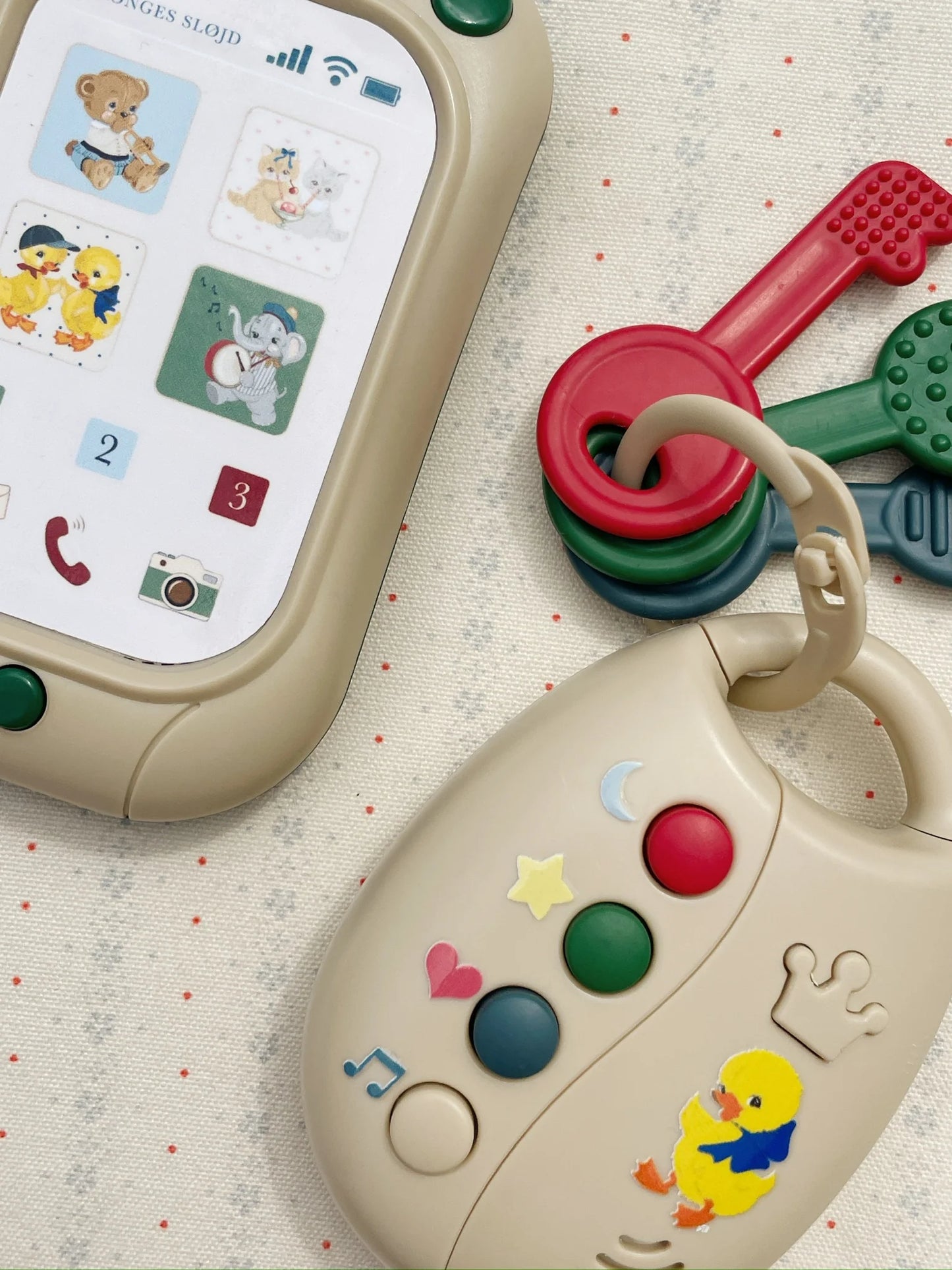 Konges Sløjd- Babyspielzeug My First Phone