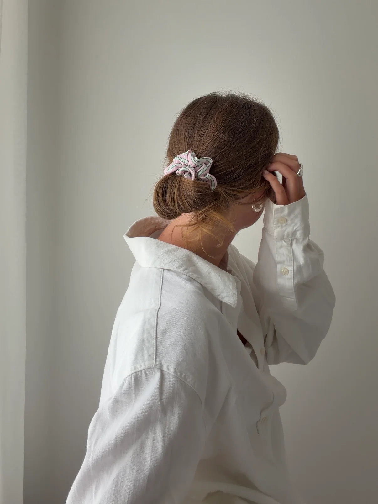 Jona the Label -  Everyday Scrunchie Peon Drift rosa grün gestreift