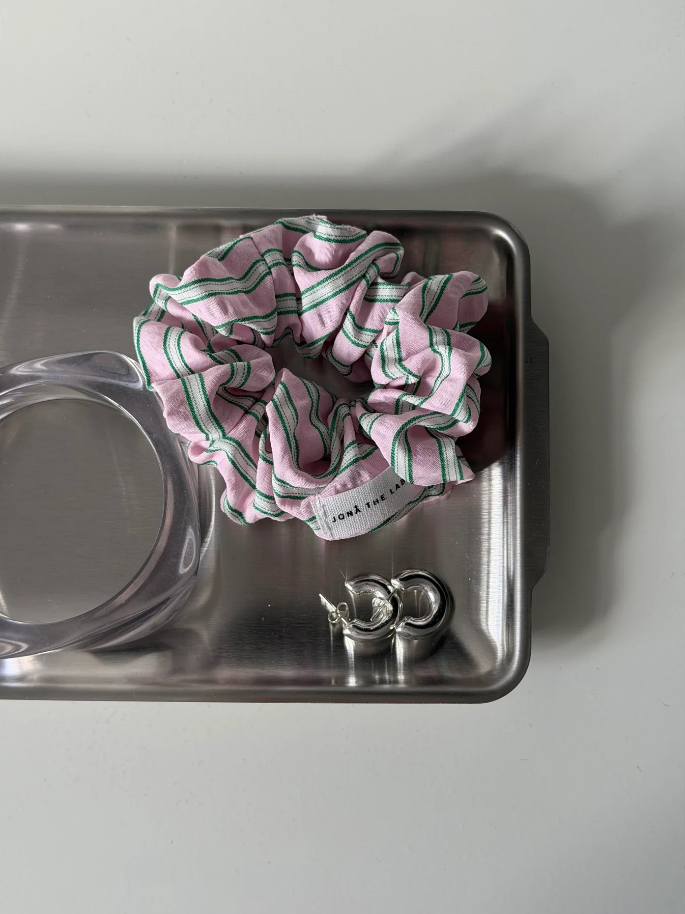 Jona the Label -  Everyday Scrunchie Peon Drift rosa grün gestreift