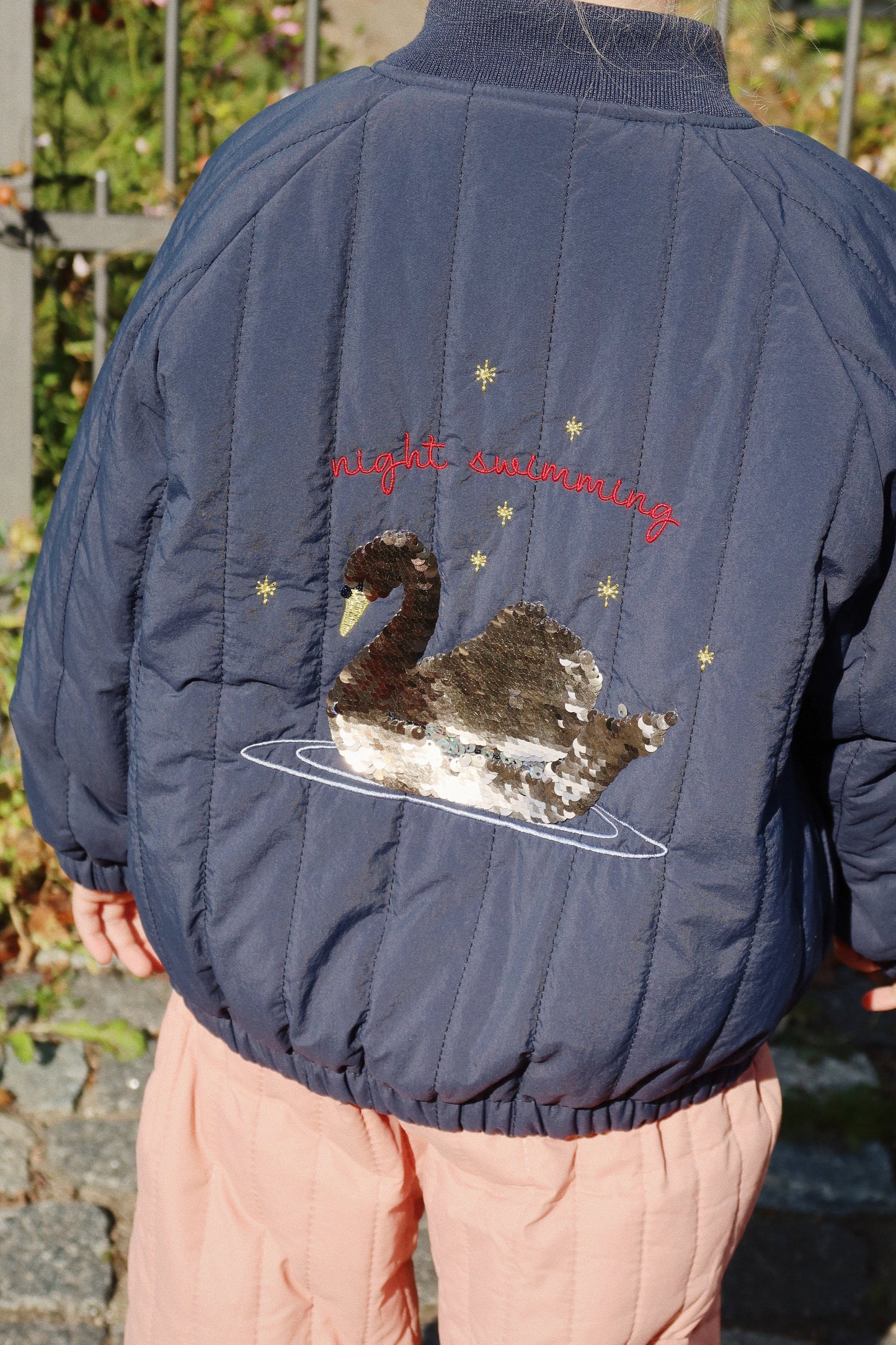 Konges Sløjd - Juno Bomber Jacke  in Blau mit Glitzer Schwan