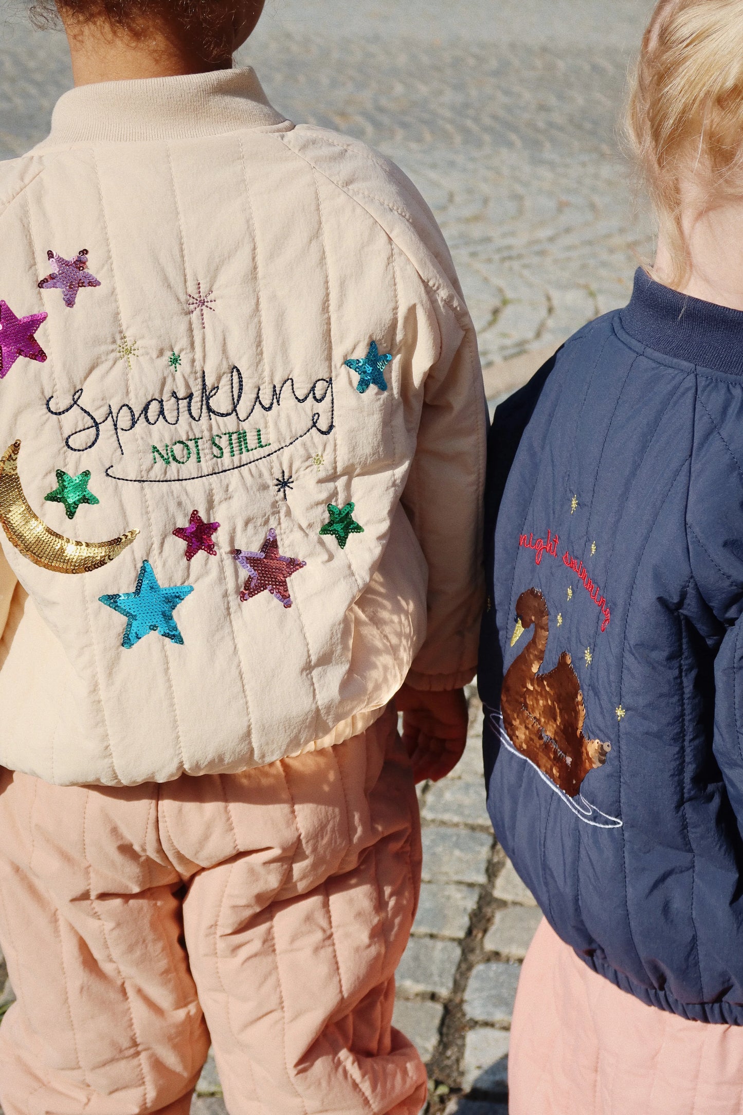 Konges Sløjd - Juno Bomber Jacke  in Blau mit Glitzer Schwan