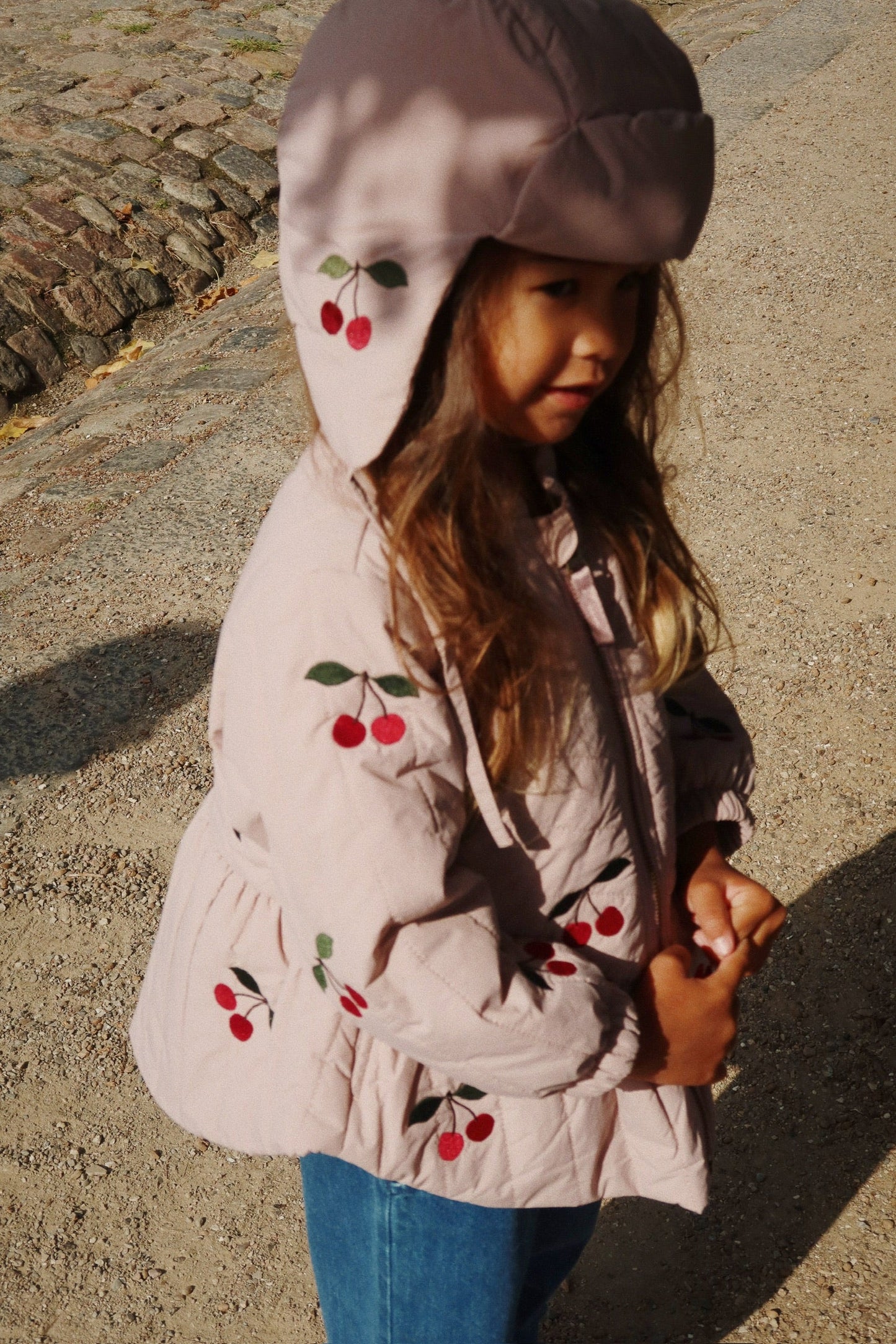 Konges Sløjd - Juna Bomer Jacket in Rosa mit Kirschen