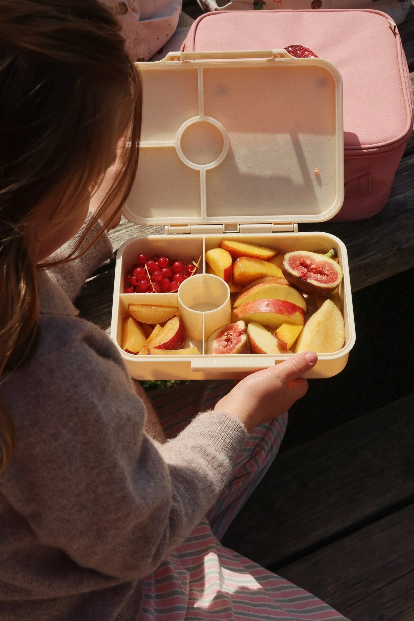 Konges Slojd - Bentobox Beige mit Zitrone