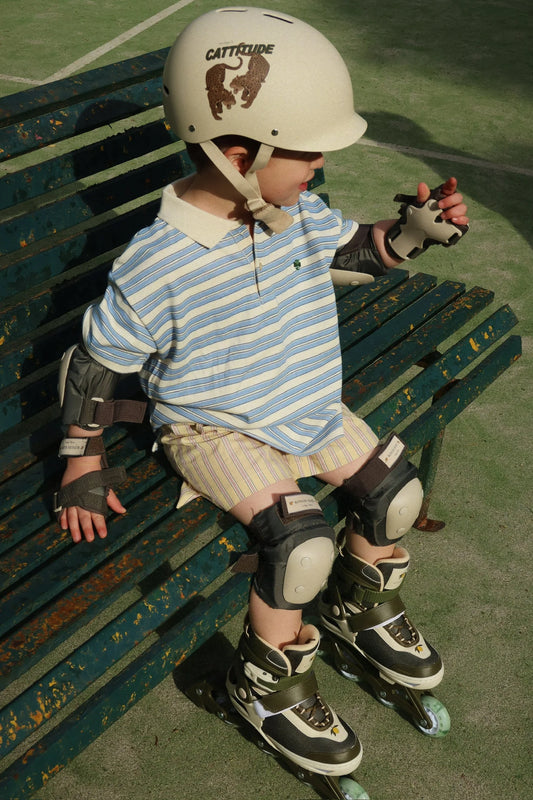 Konges Sløjd - Spotty Polo Kurzarm gestreift blau weiss Biobaumwolle mit Kleeblatt Stick