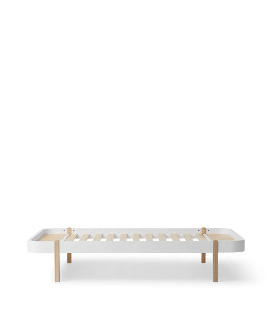 Oliver Furniture -  Wood Lounger  Bett in weiss / eiche 120x200 NEW IN