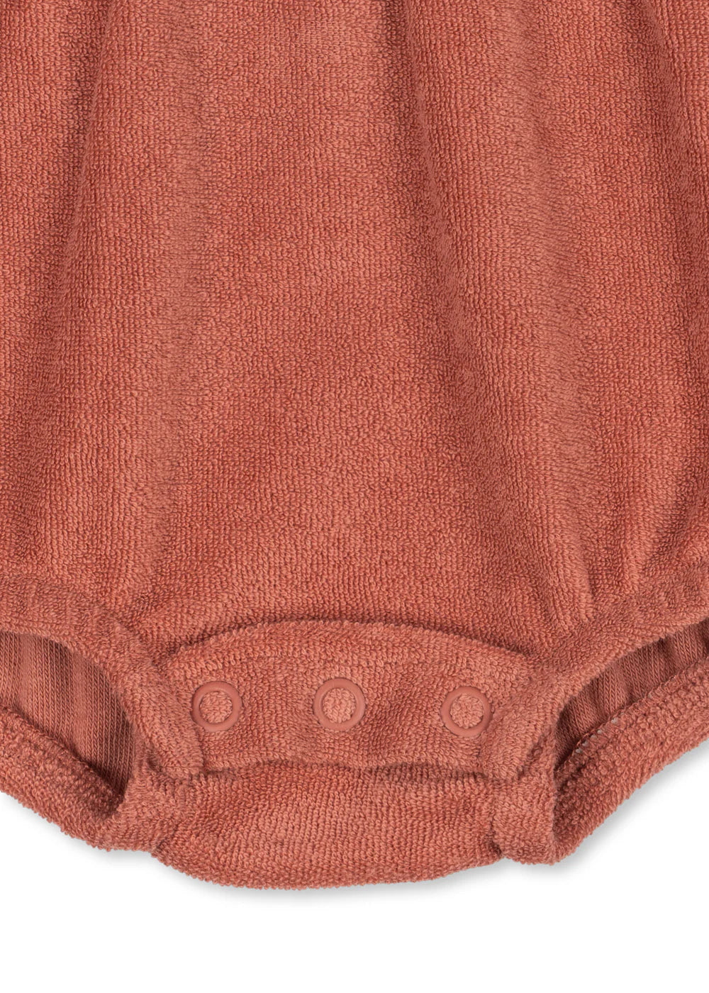 Konges Sløjd - Itty Romper / Baby Overall aus Frottee mit Kirsche in Rosa