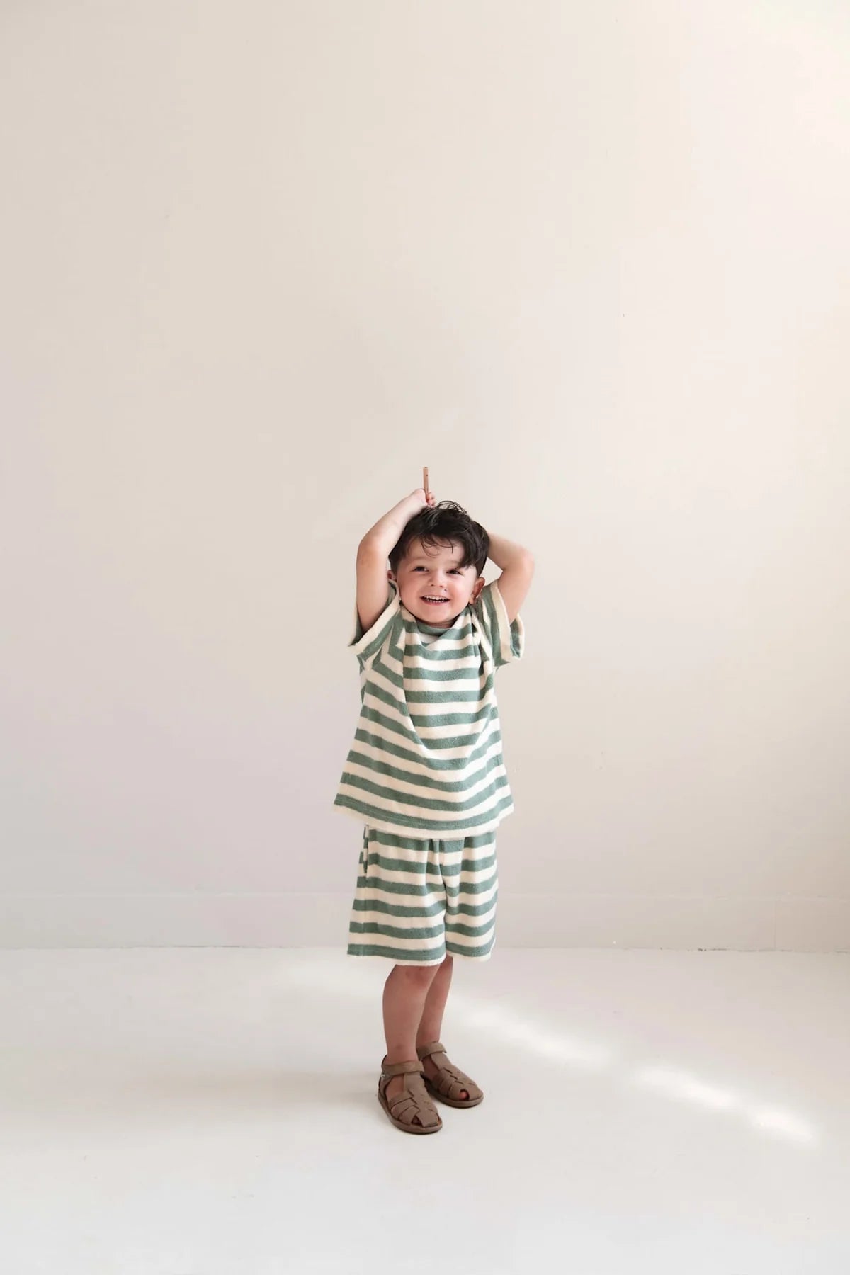 Jenest - Robin Shorts kurze Hose aus 100 % Frottee Baumwolle in gestreift