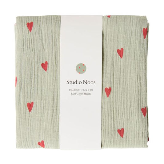 Studio Noos - große Musslintücher in  Mintgrün mit Herzchen in Rot in 70 x70 klein