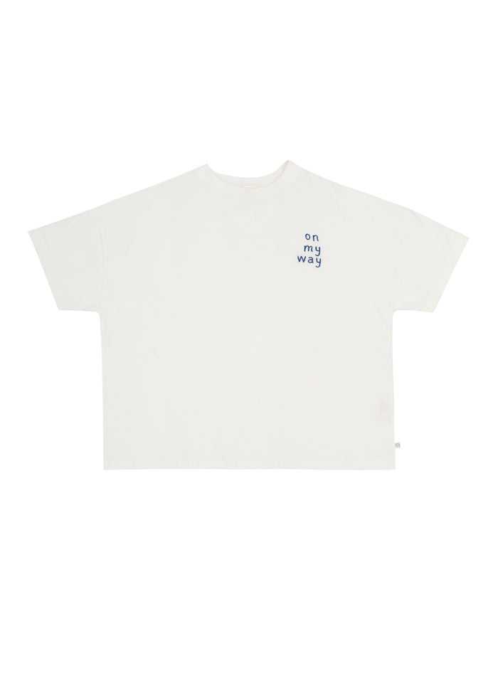 Jenest - Ben Oversize Shirt in weiss mit Stick dunkelblau 100 % Baumwolle