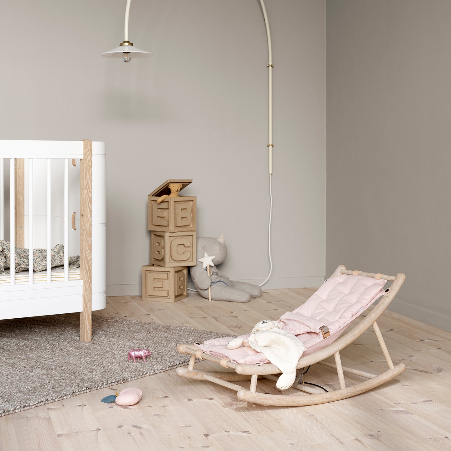 Oliver Furniture Baby & Kleinkindwippe NEU in verschiedenen Farben