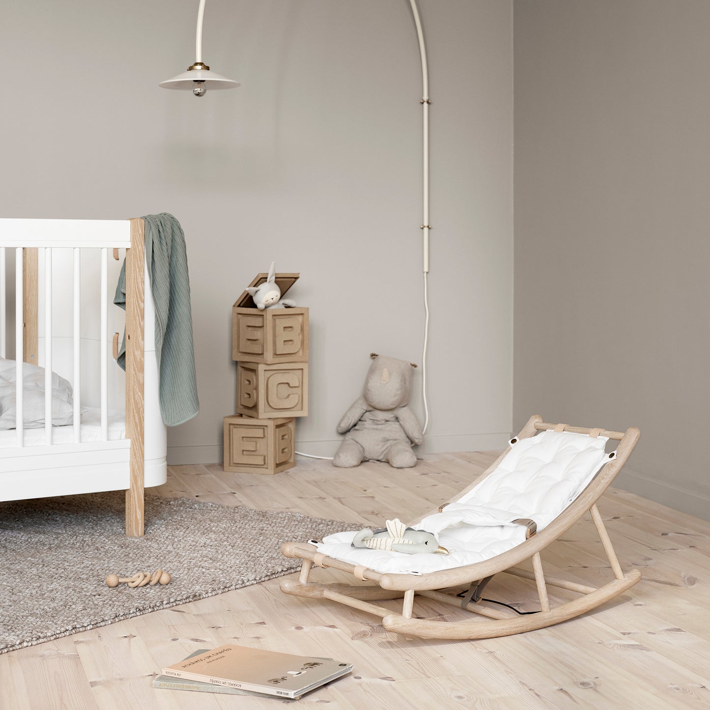 Oliver Furniture Baby & Kleinkindwippe NEU in verschiedenen Farben