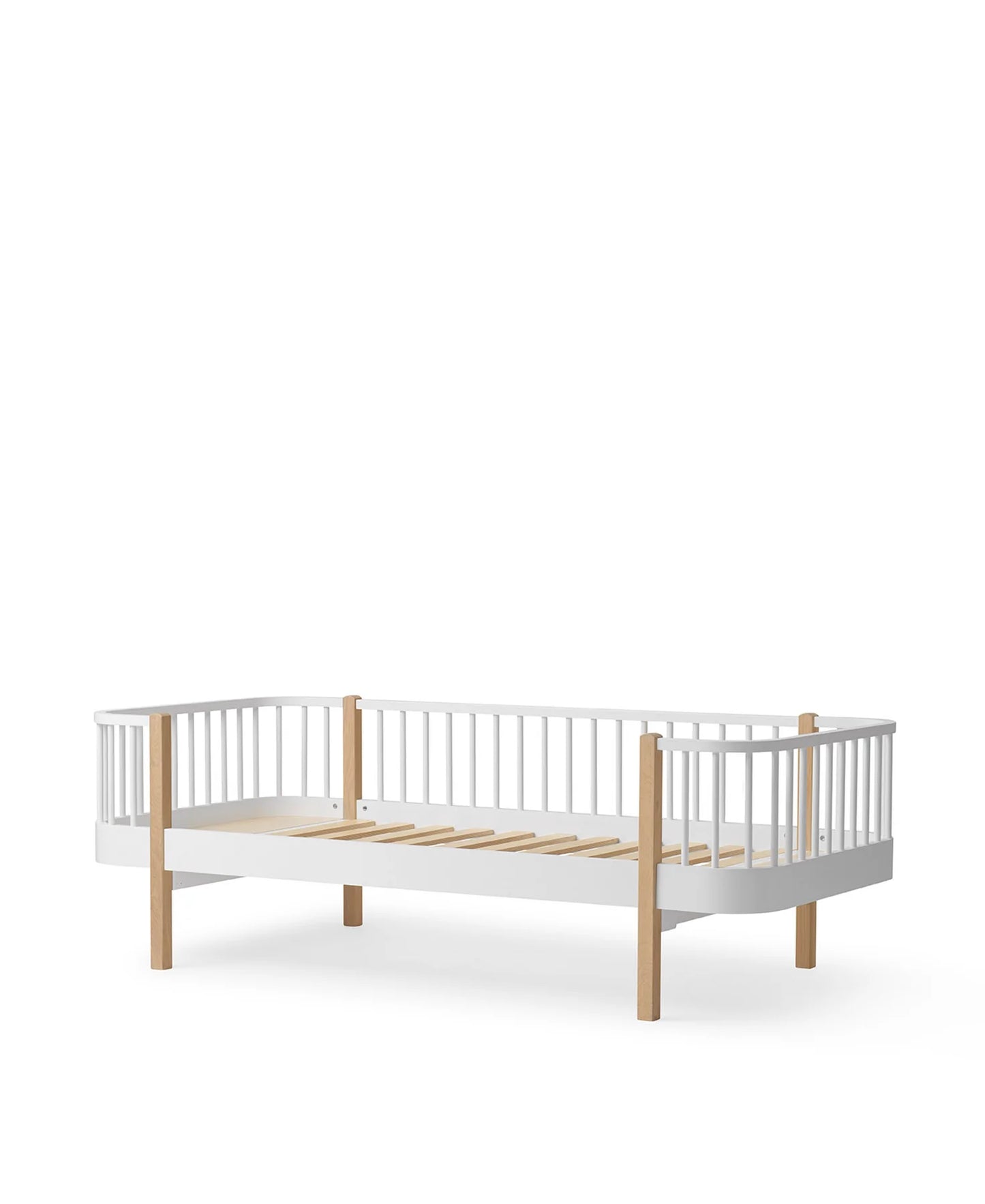 Oliver Furniture - Wood Original Bettsofa in weiss/ eiche