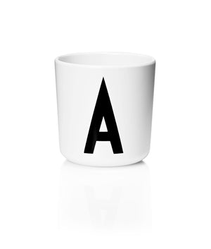 Bild in Slideshow öffnen, Design Letters Buchstaben-Becher - Melamine Cup A-Z
